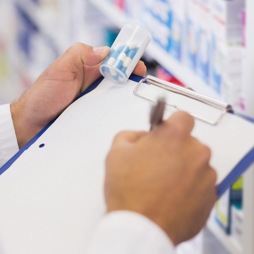control-medicamentos-recetas-farmacia-talavera.jpg